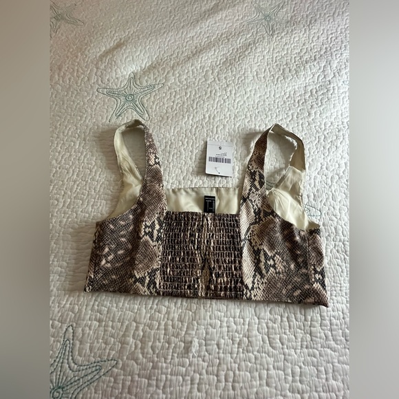 NWT Snake Cropped Tank - Picture 5 of 5
